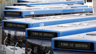 stcpautocarrosparados2225