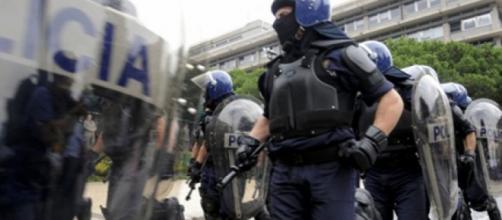 CP USOU A PSP PARA EXPULSAR OS TRABALHADORES DO LOCAL DE TRABALHO